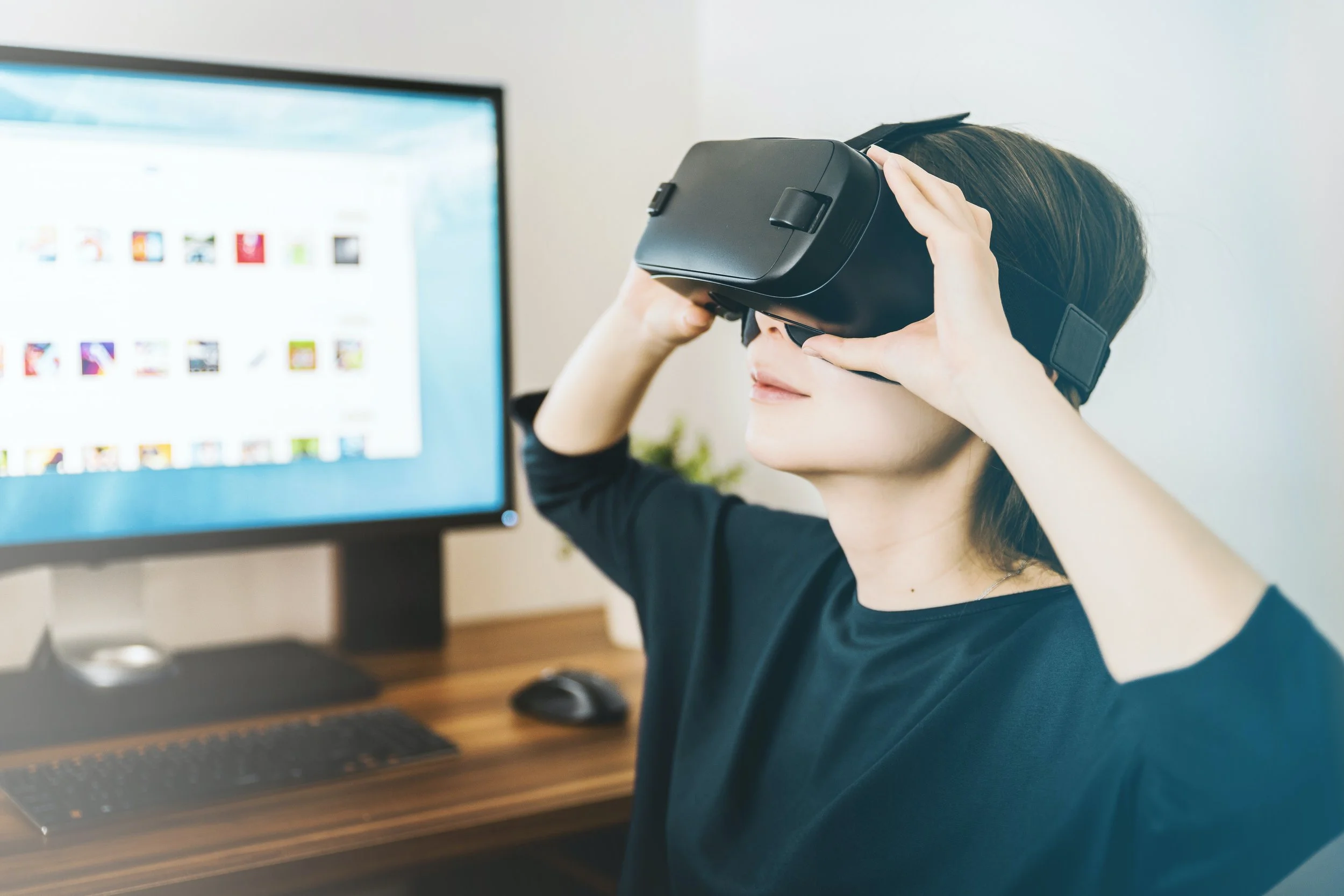 Sales Psychology for Virtual Reality Environments: The New Frontier of Persuasion